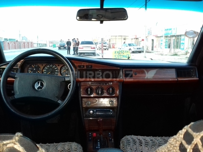 Mercedes 190 1992, 324,521 km - 1.8 l - Bakı
