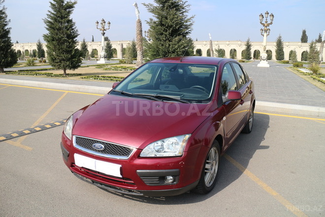 Ford Focus 2005, 267,000 km - 1.6 l - Gəncə