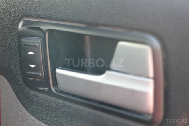Ford Focus 2005, 267,000 km - 1.6 l - Gəncə