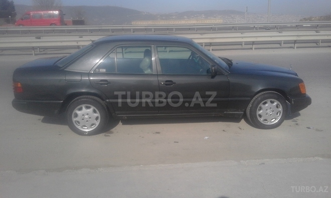 Mercedes  1991, 2,750,000 km - 0.3 л - Bakı