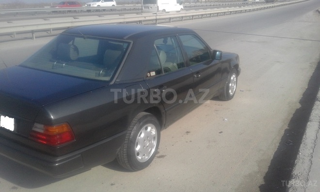 Mercedes  1991, 2,750,000 km - 0.3 л - Bakı