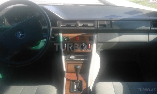 Mercedes  1991, 2,750,000 km - 0.3 л - Bakı