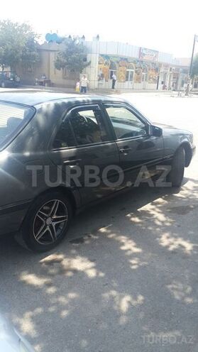 Mercedes C 180 1995, 365,900 km - 1.8 l - Bakı