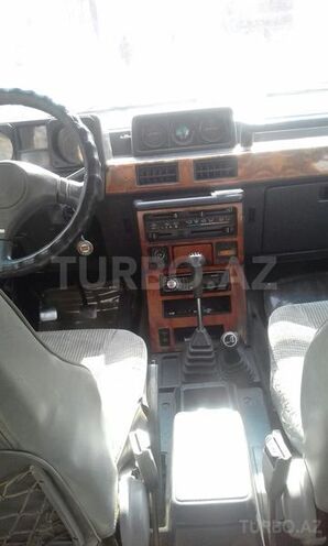 Mitsubishi Pajero 1987, 377,000 km - 2.5 l - Sumqayıt