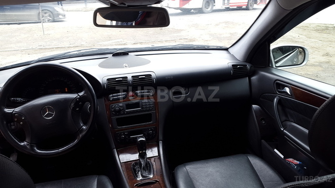 Mercedes C 200 2000, 125,000 km - 2.0 l - Bakı