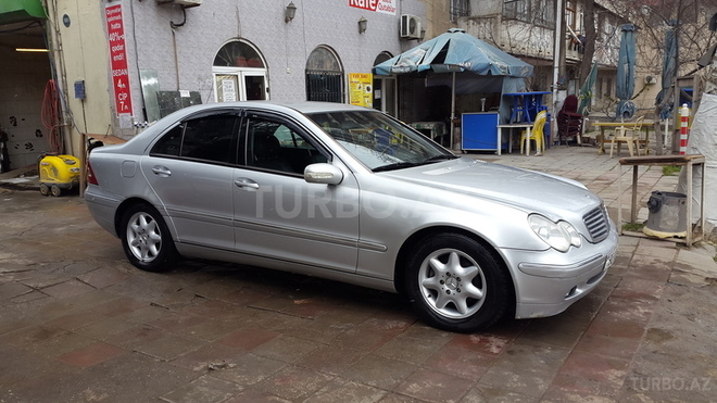 Mercedes C 200 2000, 125,000 km - 2.0 l - Bakı