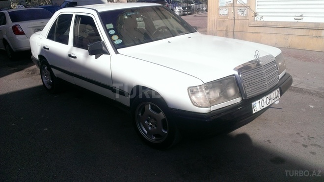 Mercedes E 230 1987, 100,000 km - 2.3 л - Bakı