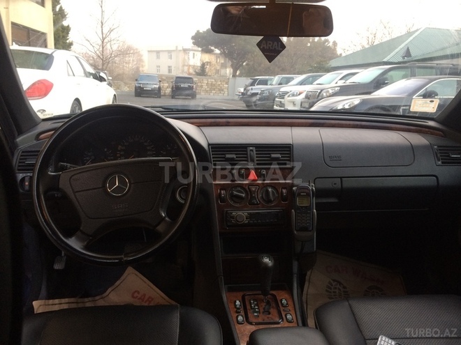 Mercedes C 200 1999, 360,000 km - 2.0 л - Bakı