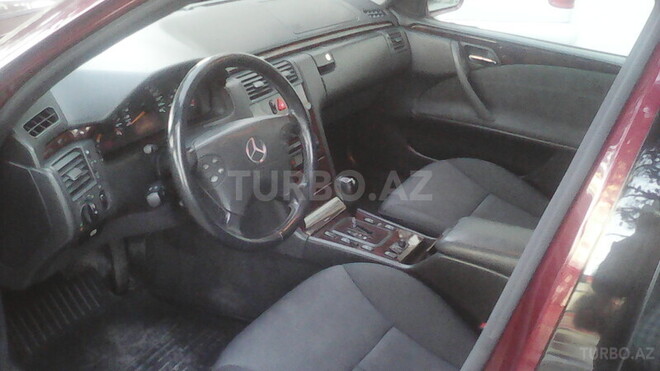 Mercedes E 200 2002, 219,990 km - 2.1 l - Bakı