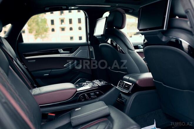 Audi S8 2013, 22,800 km - 4.0 l - Bakı
