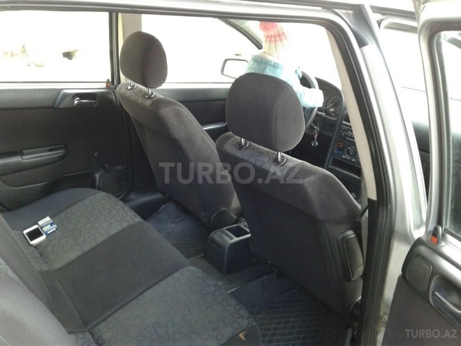 Opel Astra 2000, 320,000 km - 1.6 l - Bakı