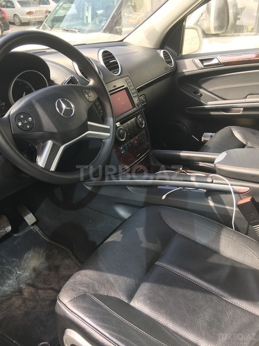 Mercedes GL 550 2010, 67,000 km - 5.5 л - Bakı