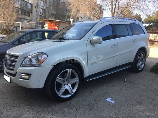 Mercedes GL 550 2010, 67,000 km - 5.5 л - Bakı