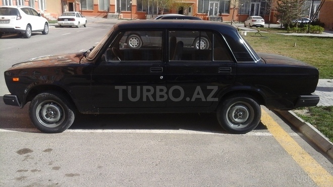 LADA (VAZ) 2107 2010, 135,000 km - 1.6 l - Bakı