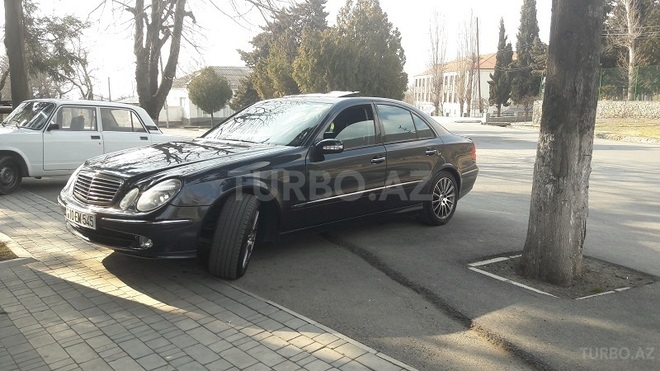 Mercedes E 320 2004, 198,000 km - 3.2 л - Bakı