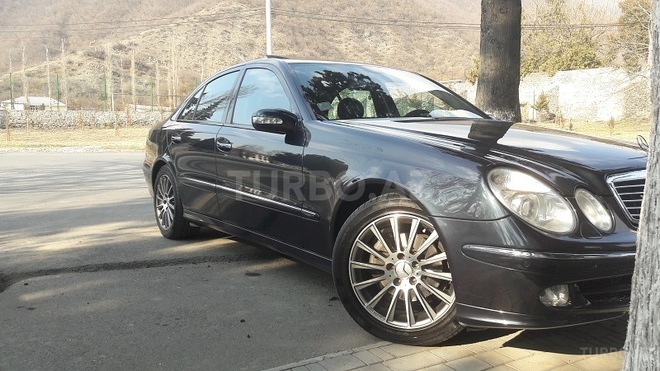 Mercedes E 320 2004, 198,000 km - 3.2 л - Bakı