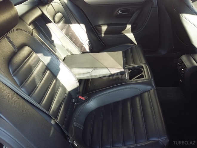 Volkswagen Passat CC 2011, 52,783 km - 2.0 л - Gəncə