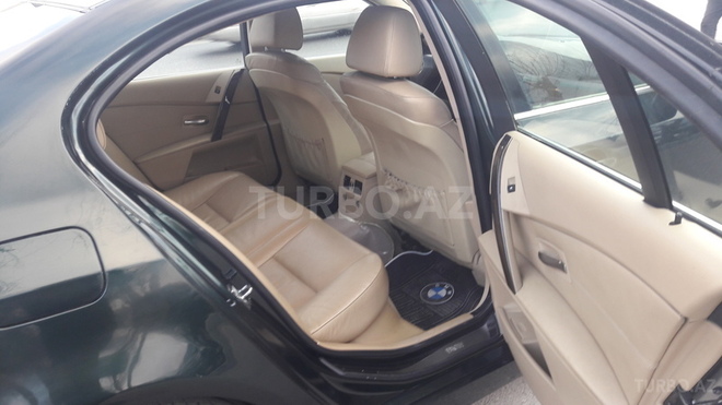 BMW 525 2004, 255,000 km - 2.5 l - Bakı
