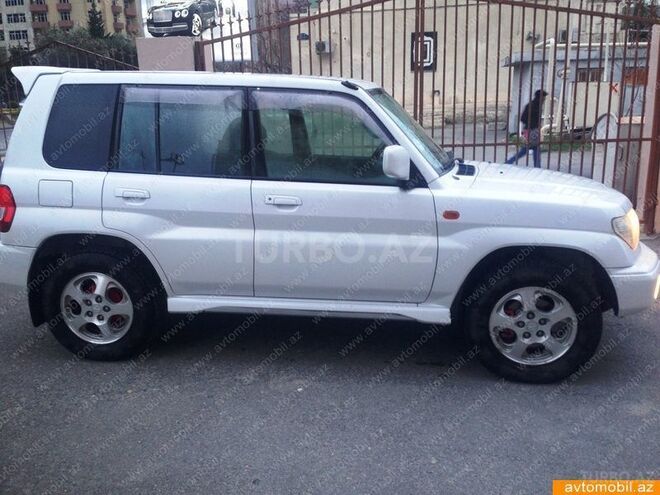 Mitsubishi Pajero io 1999, 200 km - 0.2 l - Bakı