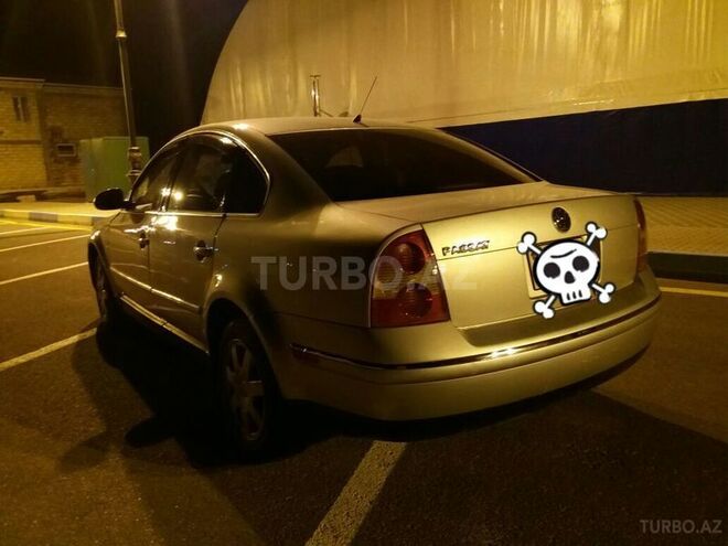 Volkswagen Passat 2004, 195,600 km - 1.8 l - Sumqayıt