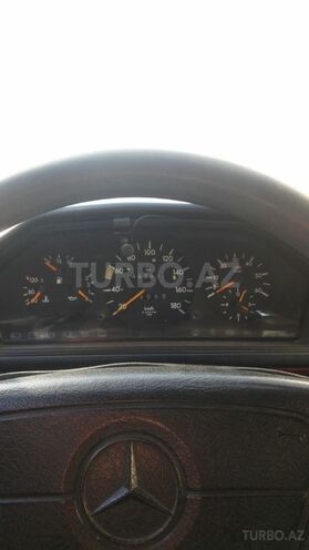 Mercedes E 200 1993, 494,000 km - 2.0 l - Bakı