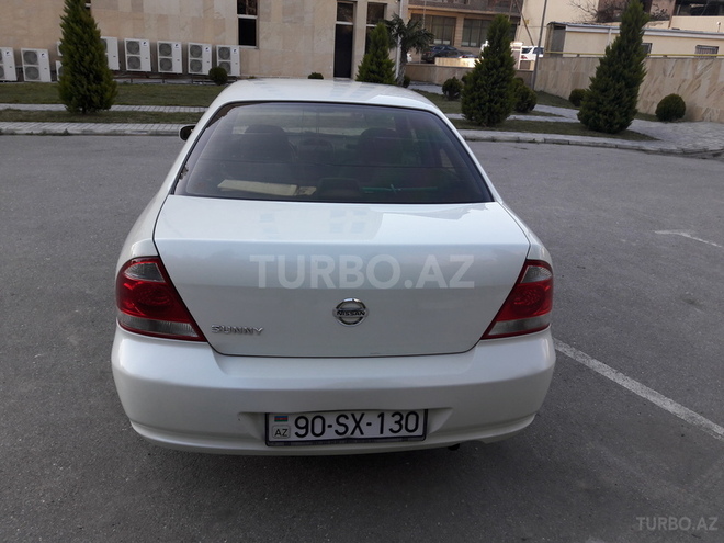 Nissan Sunny 2008, 168,000 km - 1.6 л - Bakı