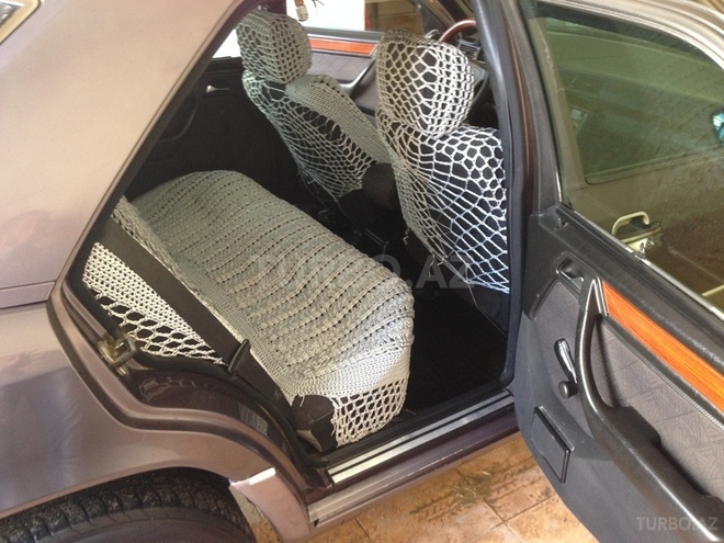 Mercedes E 220 1994, 334,000 km - 2.2 l - Bakı