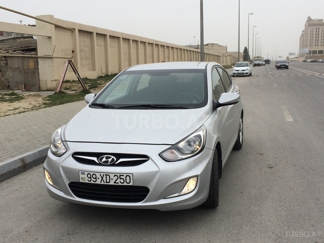 Hyundai Accent 2011, 61,321 km - 1.6 l - Bakı