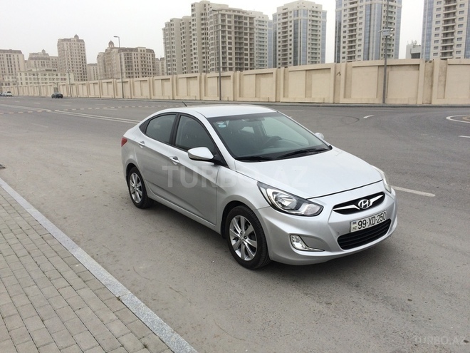 Hyundai Accent 2011, 61,321 km - 1.6 l - Bakı