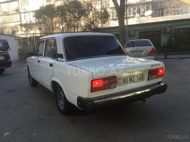LADA (VAZ) 2107 2011, 140,000 km - 1.6 l - Bakı