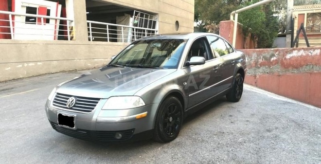 Volkswagen Passat 2004, 134,000 km - 1.8 l - Bakı
