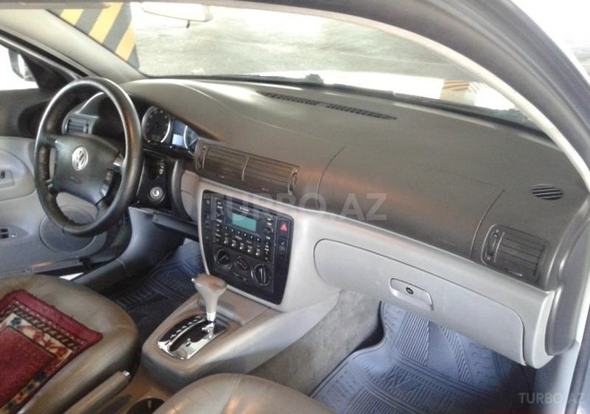 Volkswagen Passat 2004, 134,000 km - 1.8 l - Bakı