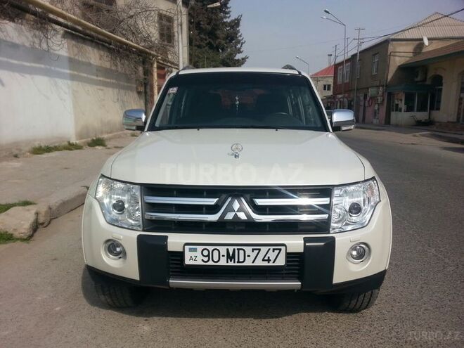 Mitsubishi Pajero 2008, 103,000 km - 3.0 л - Bakı