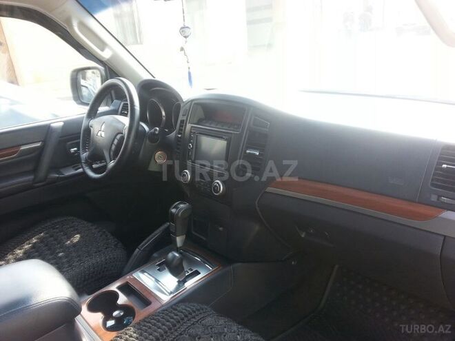 Mitsubishi Pajero 2008, 103,000 km - 3.0 л - Bakı