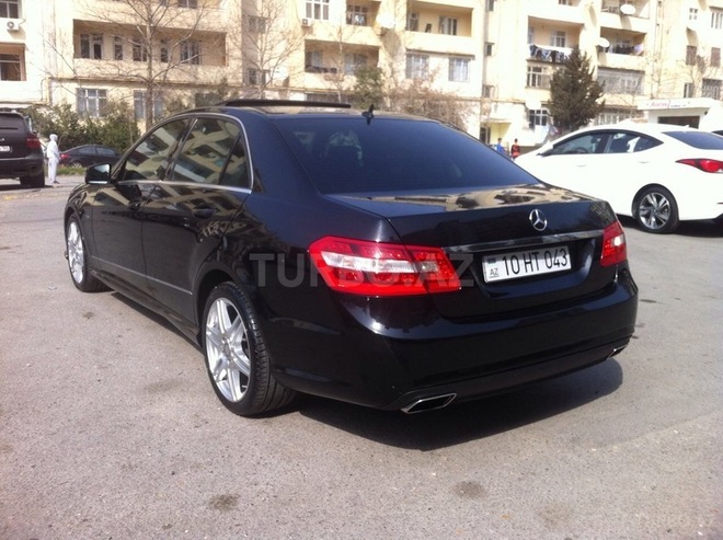 Mercedes E 200 2010, 162,970 km - 1.8 l - Bakı