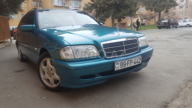 Mercedes C 200 1998, 195,000 km - 2.0 l - Bakı