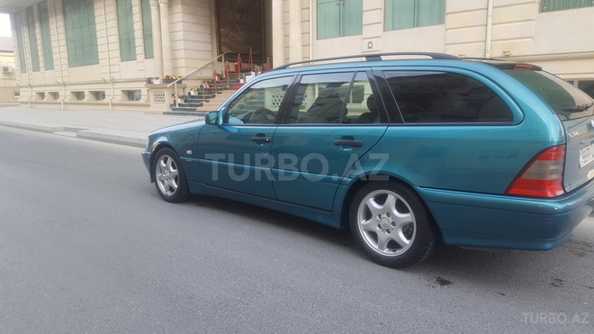 Mercedes C 200 1998, 195,000 km - 2.0 l - Bakı