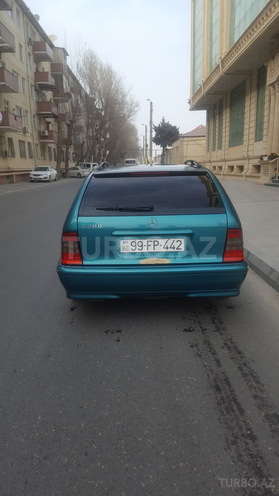 Mercedes C 200 1998, 195,000 km - 2.0 l - Bakı
