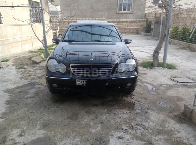 Mercedes C 240 2001, 292,000 km - 2.4 l - Bakı