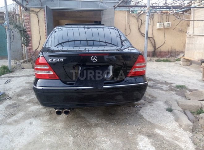 Mercedes C 240 2001, 292,000 km - 2.4 l - Bakı
