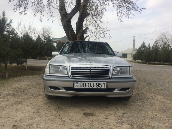 Mercedes C 180 1997, 357,000 km - 1.8 l - Şirvan