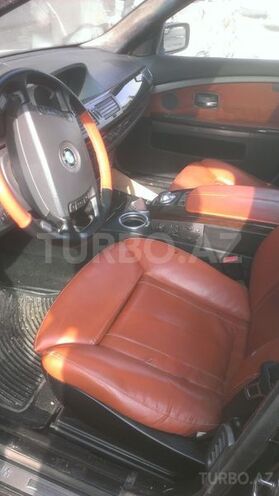 BMW 745 2001, 260,000 km - 4.4 l - Qusar
