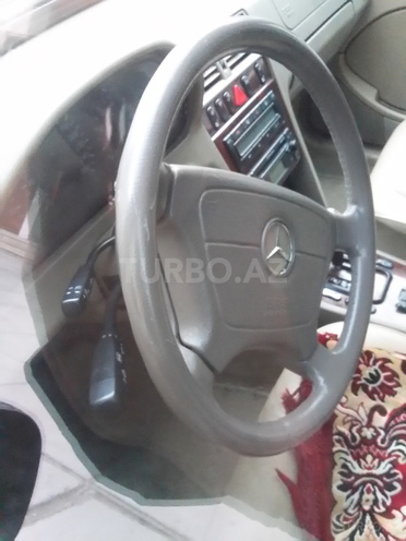 Mercedes C 240 1999, 285,000 km - 2.4 l - Mingəçevir