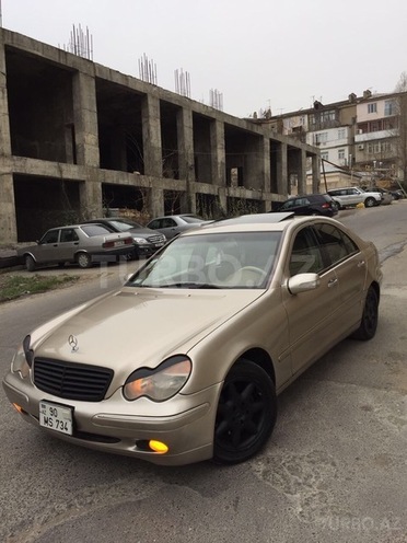 Mercedes C 240 2001, 248,000 km - 2.6 л - Bakı