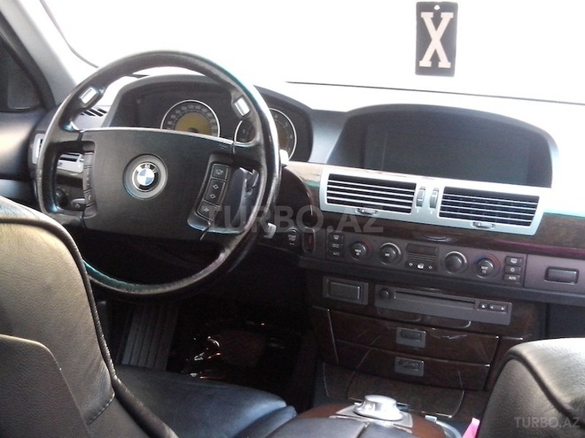 BMW 745 2003, 210,000 km - 4.4 l - Bakı