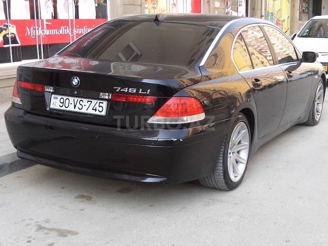 BMW 745 2003, 210,000 km - 4.4 l - Bakı