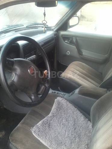 GAZ 3110 1997, 180,625 km - 2.3 l - Salyan