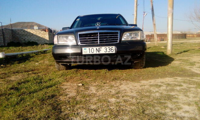Mercedes C 220 1995, 300,000 km - 2.2 л - Bakı