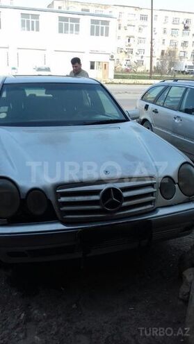 Mercedes E 220 1995, 250,000 km - 2.3 л - Bakı