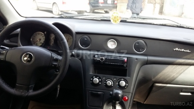 Mitsubishi Airtrek 2002, 252,000 km - 2.0 l - Bakı